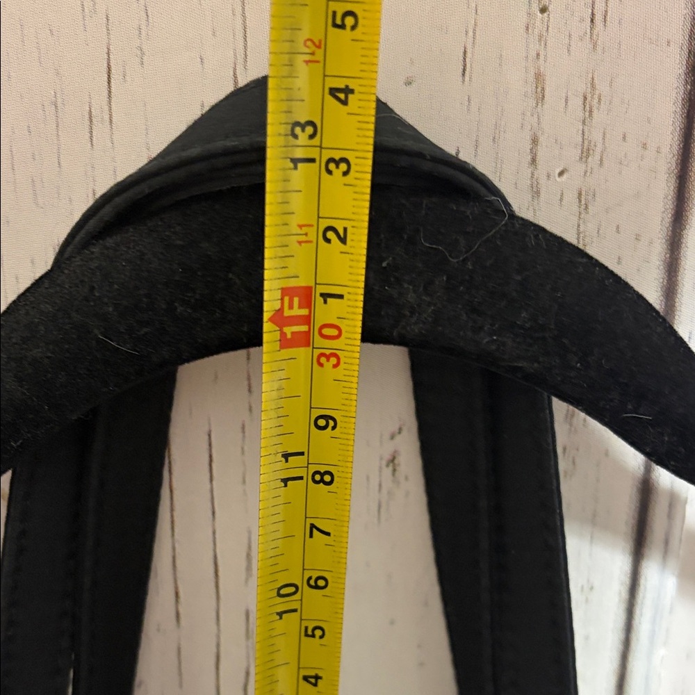 Black Shoulder Bag - Picture 6 of 14